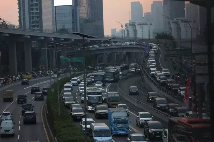 Aksi Begal Mobil ketika Macet Semakin Meresahkan, Hal ini Tips Aman Menghindarinya!