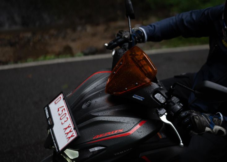 Cara Mudah Gunakan Fitur Y-Shift dalam Aerox Turbo 2025