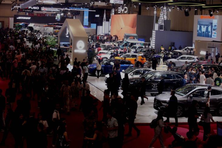 Industri Otomotif Terkapar, Dihantam PPN 12% dan juga juga Penyusutan KelasMenengah