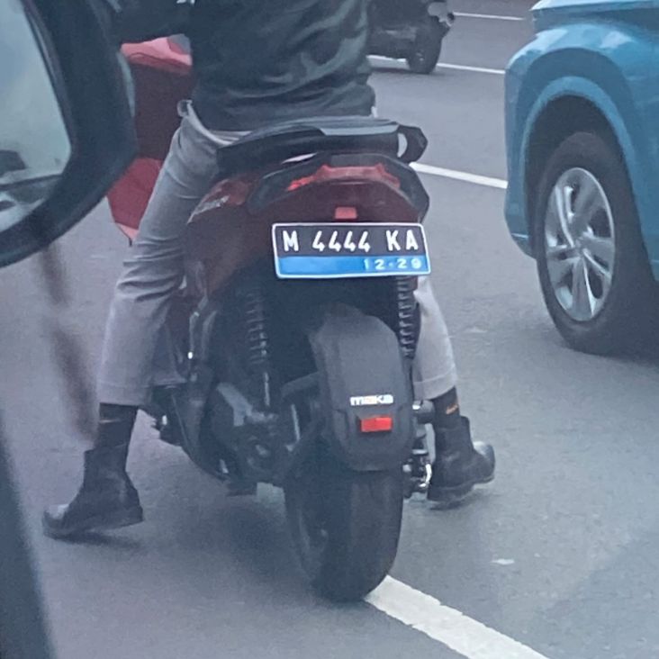 Motor Listrik Buatan Indonesia Mirip Yamaha E01 Ketangkap Basah Tes Jalan