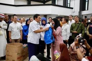 BPJS TK Gandeng Pemprov DKI Ibukota Donasikan 1.100 Porsi Makanan ke Pengungsi Banjir