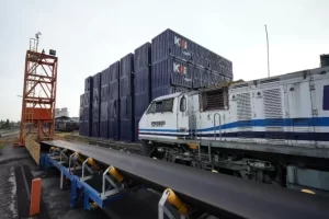 Dukung Mobilitas Lebaran, KAI Logistik Kirim 22 Kereta dari Jawa ke Sumatera