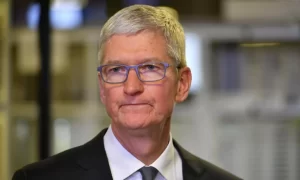 Kapitalisasi Pasar Apple Rontok USD640 miliar di 3 Hari Akibat Tarif Trump