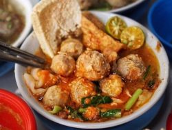 10 Makanan Kaki Lima Terbaik yang Wajib Dicoba di Surabaya!