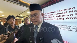 Arif Satria Tangani Keluhan Karyawan BRIN