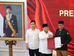 Anak-Anak Banjir Ucapkan Terima Kasih Saat Bantuan Prabowo Tiba!