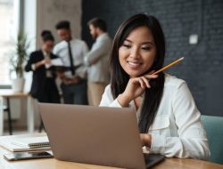 Alih Daya: Strategi Bisnis untuk Tantangan SDM Modern