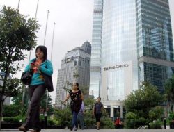 Tahukah Anda, kantor hijau Jakarta seluas 378 lapangan bola?