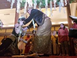 Banyak Alasan Pasangan Tetap Bersama