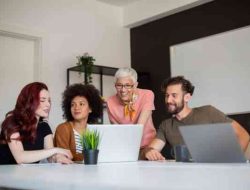 Rahasia kunci keakraban generasi di tempat kerja!