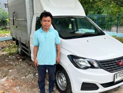 Bukan hanya sopir: Cerita Reza yang mengantarkan ribuan porsi makanan bergizi
