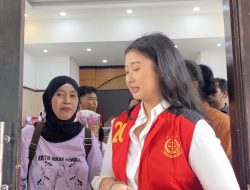 Pembelaan Laras Faizati di Balik Video Bakar Mabes Polri