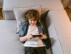 Anak Menangis Mau Main Game, Ini Solusinya!
