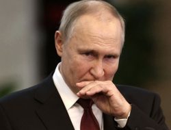 Di Tengah Perang Ukraina, Putin Pertahankan Loyalitas Miliarder Rusia yang Kaya dan Bisu
