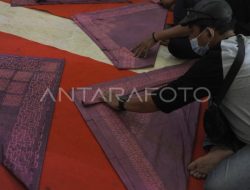 Filosofi Segitiga pada Tanjak Palembang: Simbol Ketakwaan dan Derajat