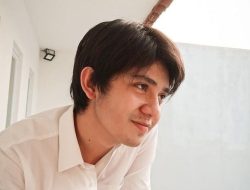 Siapa Arbani Yasiz? Biodata Lengkap Arbani Yasiz: Keturunan, Pacar, Usia, Agama, Tinggi Badan, dan Asal