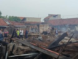 Bupati Cirebon Tanggapi Kebakaran Pasar Lemahabang, Soroti Pengelolaan Pedagang
