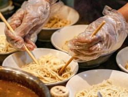 7 Tempat Makan Cwie Mie Legendaris di Malang