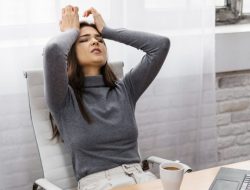 Gastritis Akibat Stres: Emosi yang Menyerang Lambung