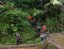 Tim SAR temukan korban kedua pesawat ATR 42-500, petunjuk dari batu pecah