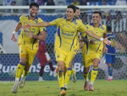 Dengarkan Bobotoh: Persib Bandung Pasang Penghalang Tinggi untuk Federico Barba, Persija Jakarta Diuntungkan