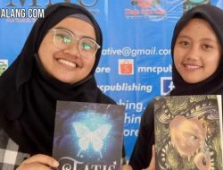 Dua Siswi SMAN 2 Bajawa Ciptakan Enam Buku Sastra