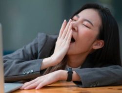 5 Tanda Tubuh Kekurangan Cairan Saat Puasa Ramadhan yang Perlu Diperhatikan