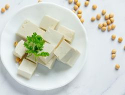 7 cara menyimpan tahu putih dengan air garam