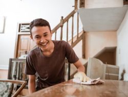 Masih Bisa Bayar Tapi Belum Pernah Sewa Jasa Kebersihan? Ini 8 Karakteristik Unik Anda Menurut Psikologi