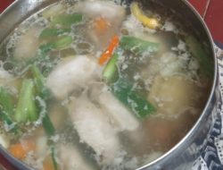 3 resep sup ayam lezat dan sederhana untuk sahur Ramadan 2026