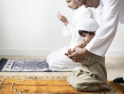7 cara membangun kebiasaan shalat anak tanpa perlu diingatkan