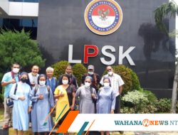 Jaringan HAM Sikka Bongkar Gaji Rp8-10 Juta di Pub Eltras Maumere