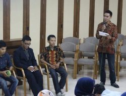 Ketua BEM UGM Ajak Prabowo Debat Langsung di Depan Mahasiswa