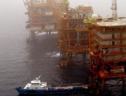 Krisis Energi Iran Picu Pertimbangan Pencabutan Sanksi Minyak Rusia