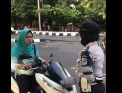 Hukuman untuk Ibu yang Menghina Kepala Polisi Saat Ditilang karena Parkir di Jalan Macet