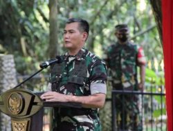 Taufik Dwi Cahyono, Anak Kedua Try Sutrisno, Jadi Imam Salat Jenazah dan Doktor Unhan