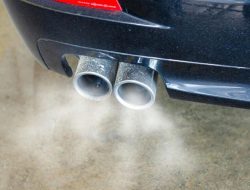 Alasan Ilmiah Knalpot Mengeluarkan Asap