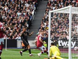 6 Poin Kunci Arsenal Selamat dari Ancaman Mansfield untuk Jaga Mimpi Quadruple