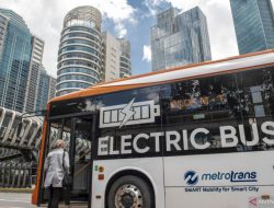 Ambisi transisi energi DKI belum inklusif, bus listrik mengancam tunanetra