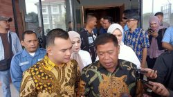 Momen Langka: Ikan Keramat Datangi Ara dan Bupati Eman di Situ Sangiang Majalengka