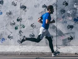 Mendarat Saat Lari: Jari Kaki, Tumit, atau Telapak?