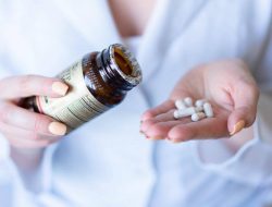 Vitamin D vs Vitamin C: Mana yang Lebih Efektif Tingkatkan Imun?