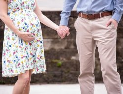 Jangan Khawatir, Ini Wajar: Gairah Seks Menurun Saat Hamil