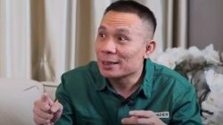 Jokowi Tertawa Tanggapi Isu Beri Rp50 M ke Rismon: Logika Mana?