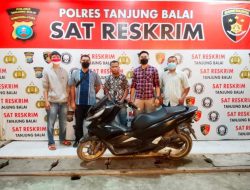 Pengguna Foto Editan AI, Penipu Sidoarjo Ditangkap Polres Mojokerto: 32 KTP Perempuan Jadi Bukti